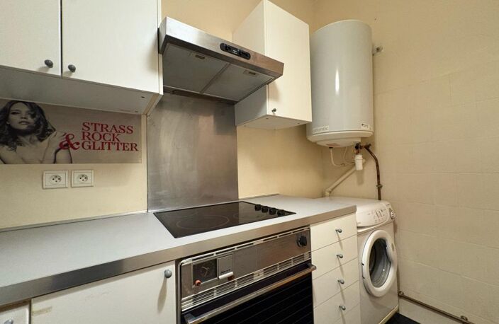 LYON 7ᵉ – T2 DE 32 M² – À PROXIMITÉ DE JEAN MACÉ ET SAXE-GAMBETTA — photo 5