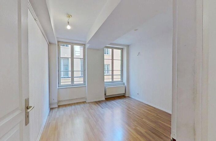 13 Rue Sainte Catherine  LYON 69001 - T3 Non meublé - 950 €CC — photo 5