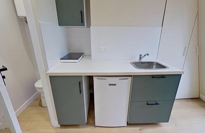 15 rue de Saint-Senoch - Paris - 75017 - T1 Meublé - 700 €CC — photo 4