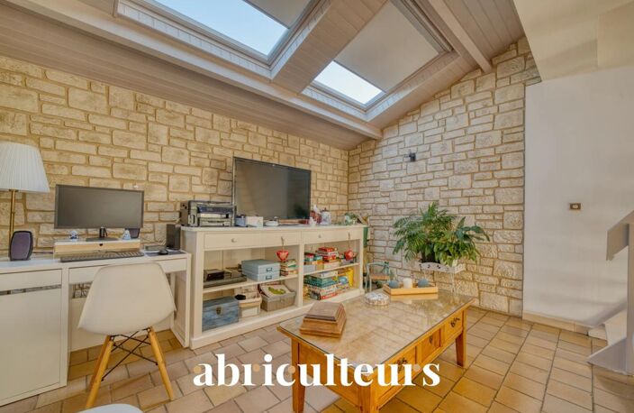 Maison familiale de 154 m² avec piscine en vente à Val-de-Cognac (16370) — photo 2