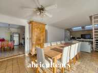 Maison familiale de 154 m² avec piscine en vente à Val-de-Cognac (16370) — photo 3
