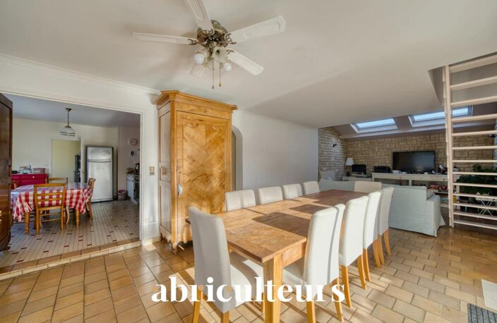 Maison familiale de 154 m² avec piscine en vente à Val-de-Cognac (16370) — photo 3