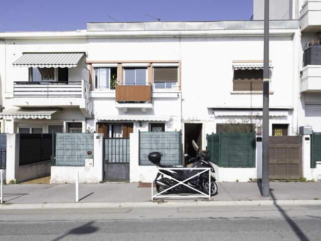 Appartement - 28 m² - Antibes (06) — photo du bien