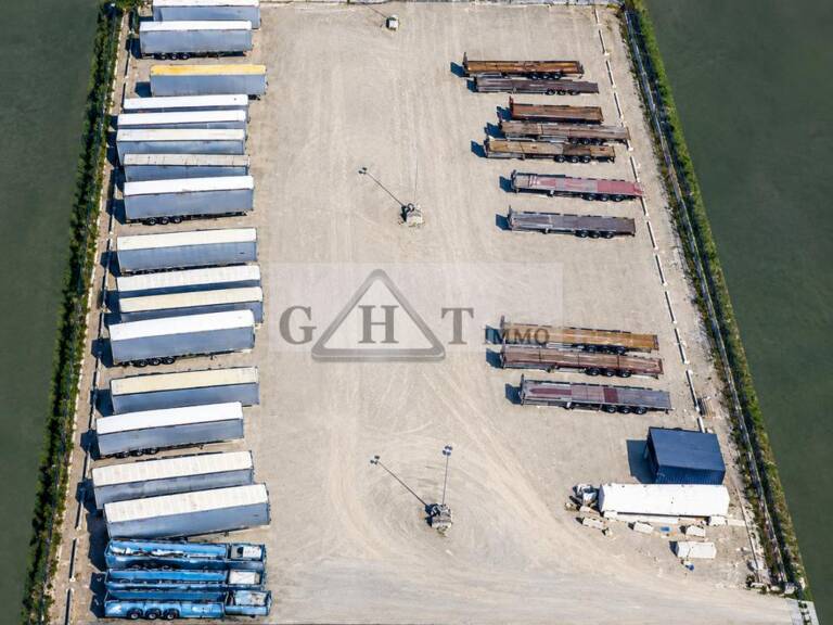 TERRAIN 6 000 M² – LOCATION – ZI MEAUX — photo 1