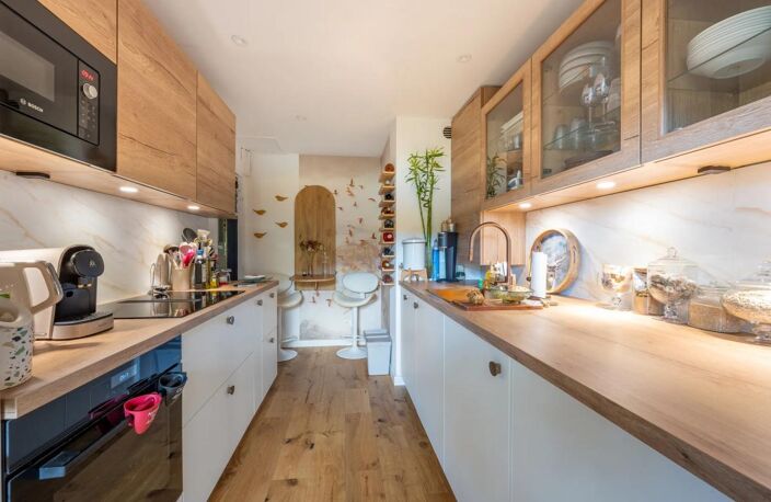 83300 DRAGUIGNAN - Résidence  LE NARTUBY- 3 PIÈCES - 2 CHAMBRES - 76.0 M² - APPARTEMENT  TOTALEMENT RENOVE - BALCONS ET CAVE — photo 5