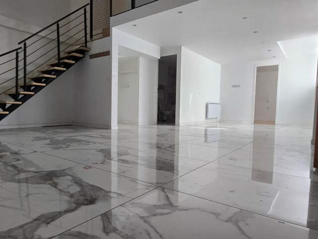Appartement familial 5 pièces – 136 m² environ — photo du bien