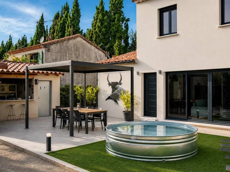 Maison de 5 pièces de 118 m² à Saint-Étienne-du-Grès — photo 1