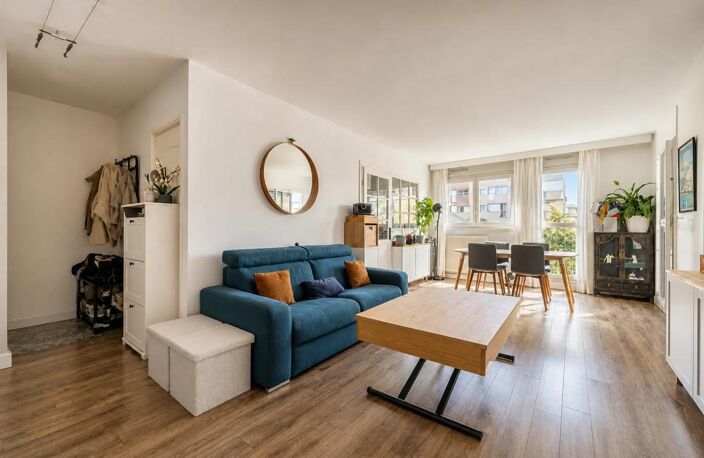 T4 de 88 m² - bureau - aucuns travaux - ravalement voté — photo 2