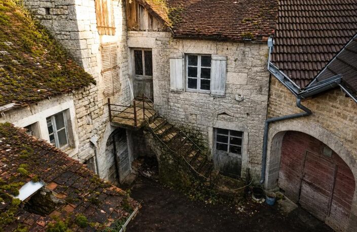 Maison de 7 pièces de 300 m² à Lavigny — photo 2