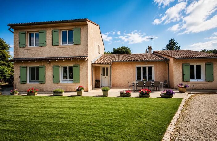 Maison de 8 pièces de 170 m² à Chamaret — photo 2