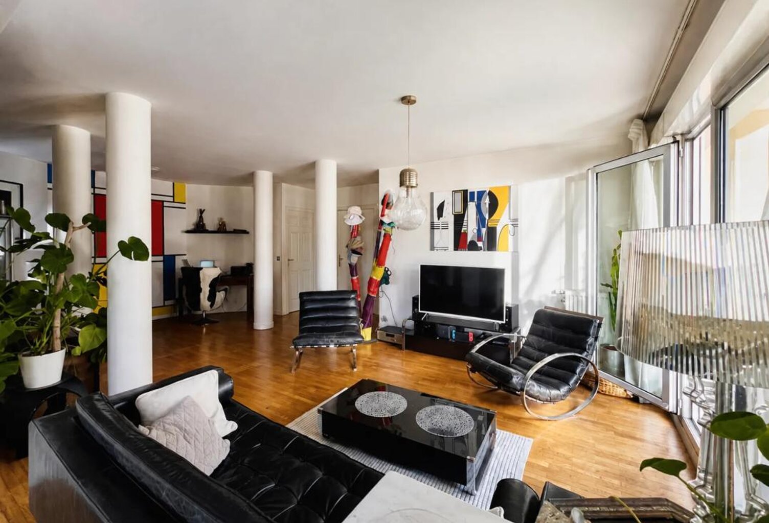 Appartement 4 pièces de 98 m² à Courbevoie — photo 1