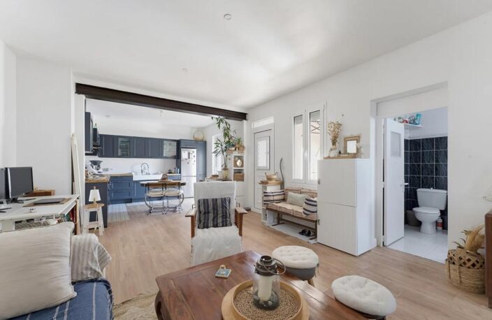 Bastide – Maison de plain-pied rénovée avec jardin et stationnement privé — photo 4