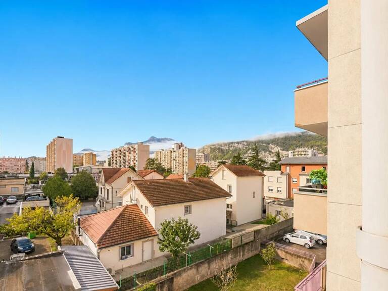 Appartement T3 de 62 m² situé à Échirolles — photo 1