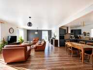 Belle maison familiale avec 4 chambres, grand garage et jardin arboré — photo 3