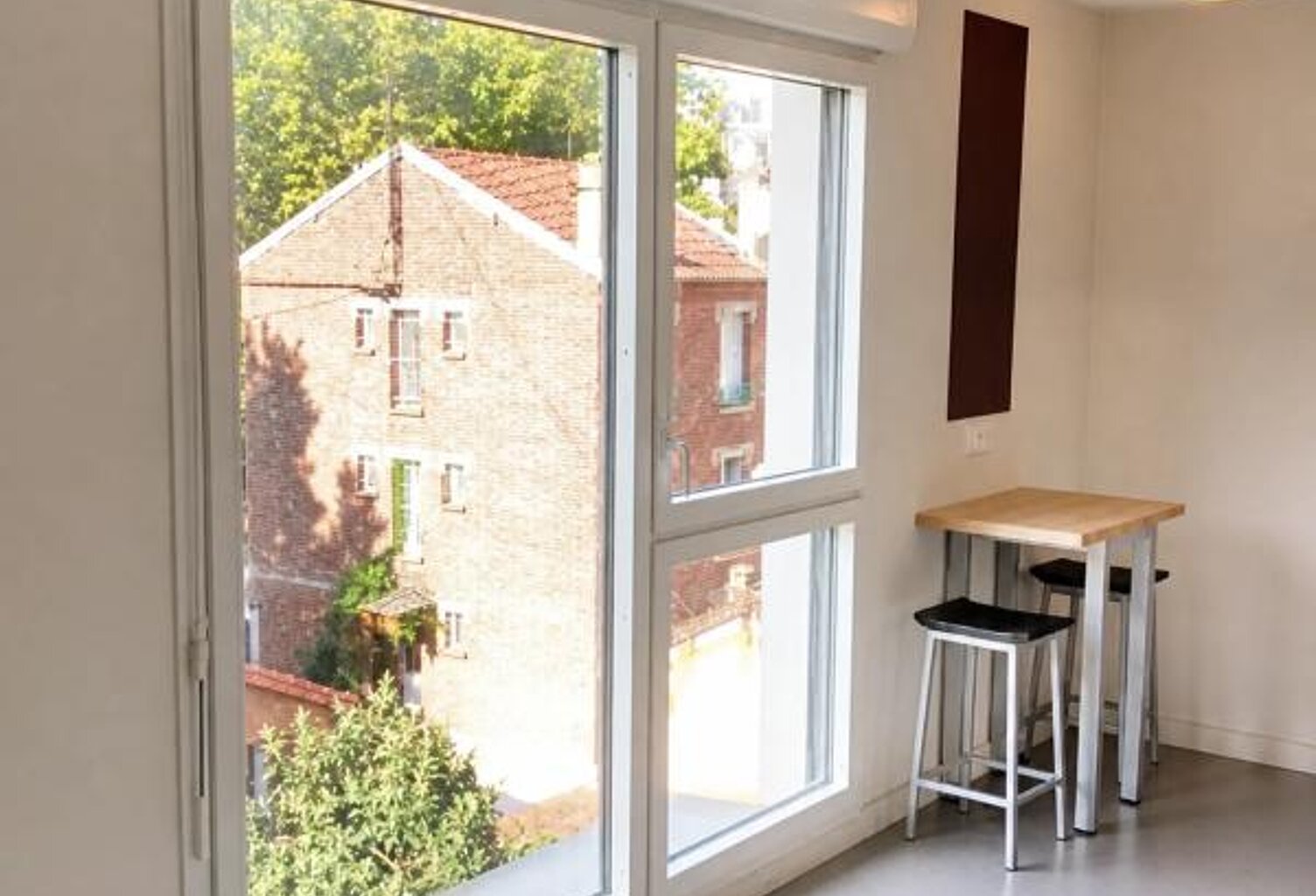 Studio de 1 pièce de 25 m² situé à Colombes — photo 1