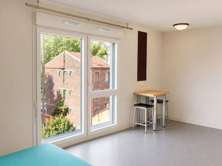 Studio de 1 pièce de 25 m² situé à Colombes — photo 1