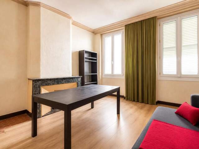 Appartement de 3 pièces de 73 m² à Toulon — photo du bien