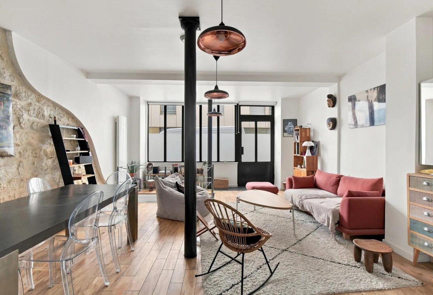 Appartement de 2 pièces de 60 m² à Paris 19 — photo 1