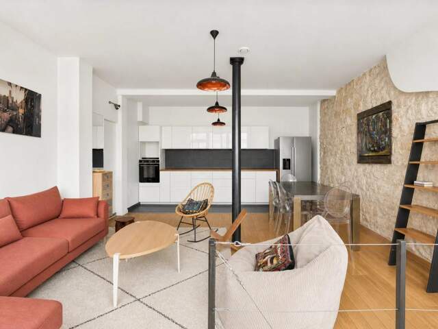 Appartement de 2 pièces de 60 m² à Paris 19 — photo du bien