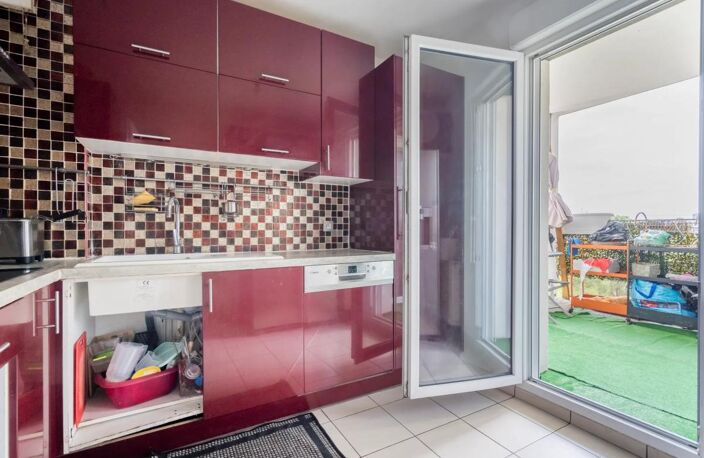 Appartement de 5 pièces de 110 m² à Saint-Denis — photo 5