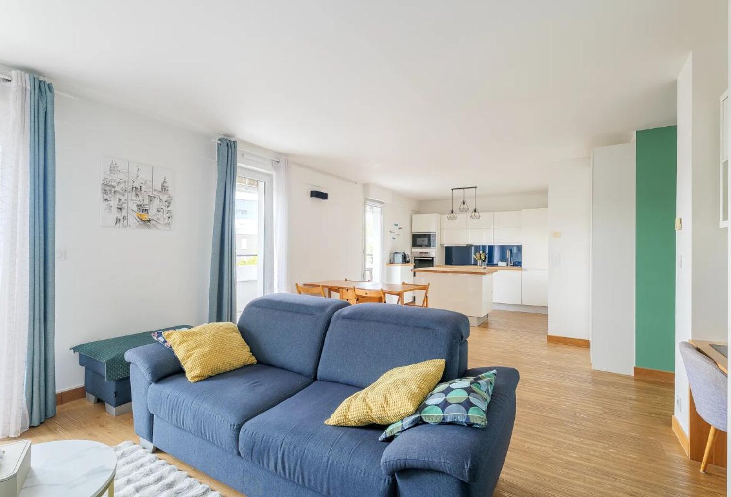 Appartement de 6 pièces de 103 m² à Livry-Gargan — photo 1