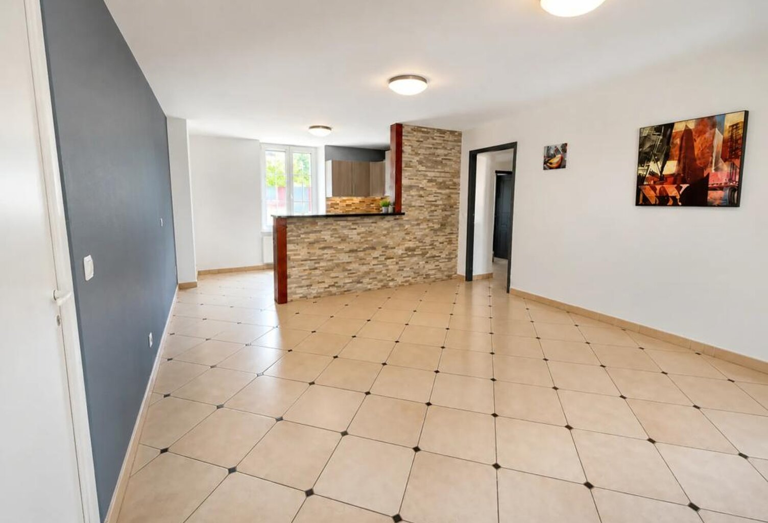 Appartement duplex de 3 pièces de 71 m² à Brie-Comte-Robert — photo 1