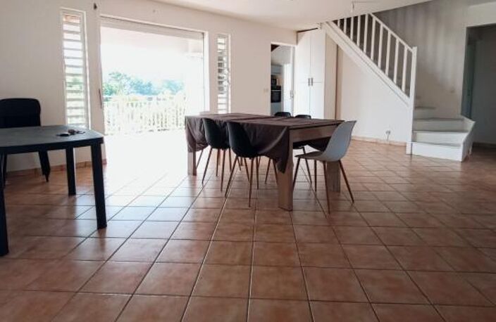 Maison À Louer — photo 2