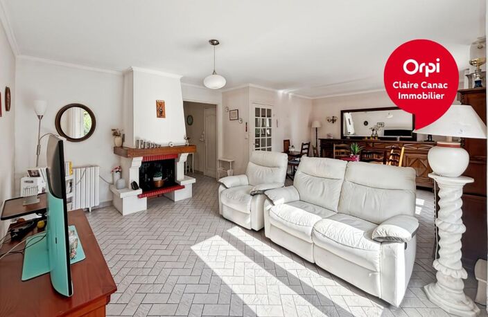 Maison À Vendre CASTRES – SECTEUR SERCL0ISE | MAISON DE PLAIN-PIED AVEC JARDIN ET GARAGE — photo 2