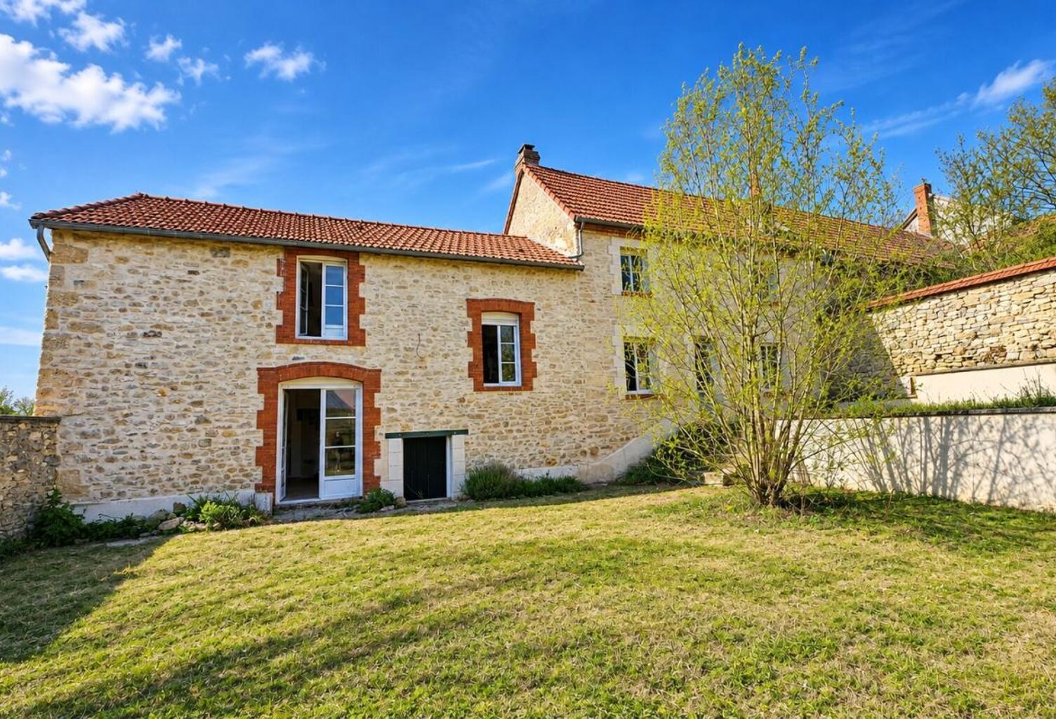 Magnifique Longère en pierre sur St Euphraise — photo 1