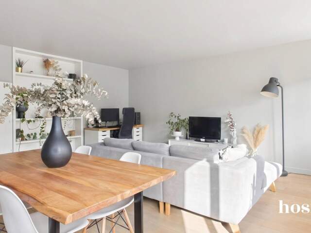 Superbe appartement T3 avec parking et prestations haut de gamme - Rue de Vincennes, Bordeaux — photo du bien