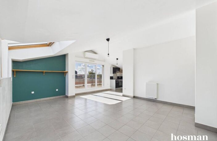 Dernier étage 4 pièces 91 m² avec terrasse panoramique de 100 m² et parking - Rue Yves Montand à Bègles — photo 2