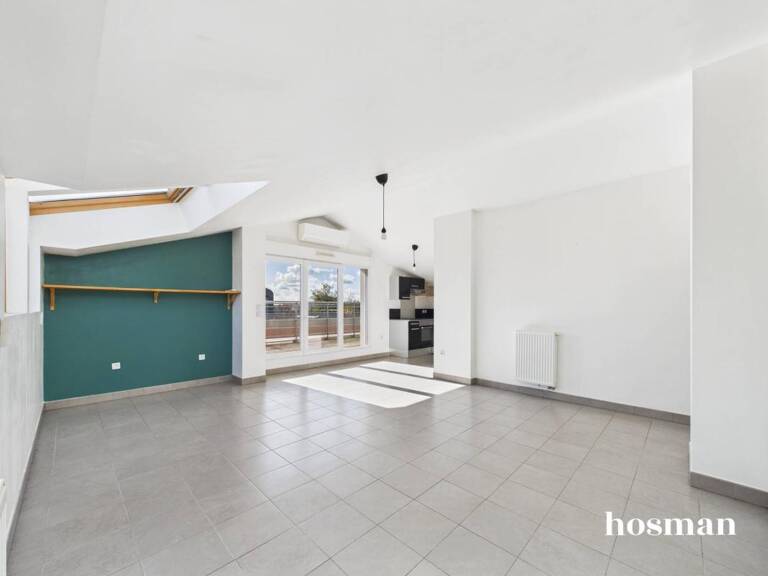 Dernier étage 4 pièces 91 m² avec terrasse panoramique de 100 m² et parking - Rue Yves Montand à Bègles — photo 1