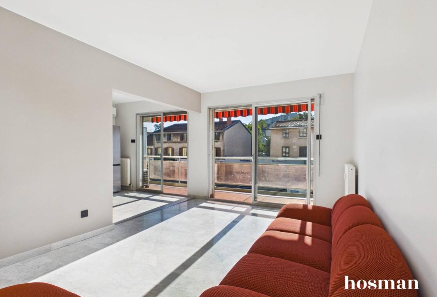 Appartement 3 pièces de 77 m² -entièrement rénové et climatisé- deux balcons- Avenue Victor Hugo, Tassin-la-Demi-Lune — photo 1