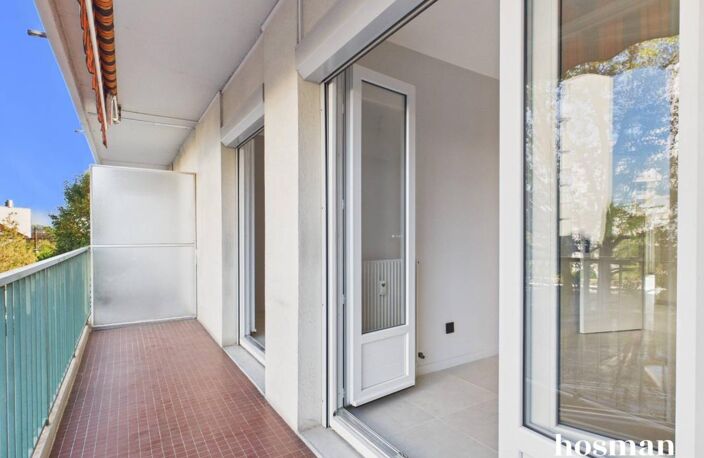 Appartement 3 pièces de 77 m² -entièrement rénové et climatisé- deux balcons- Avenue Victor Hugo, Tassin-la-Demi-Lune — photo 4