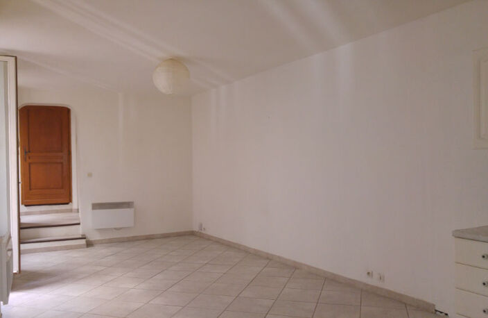 Appartement à louer à CARPENTRAS (84200). — photo 3