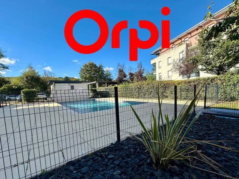 T3 en RDJ lumineux avec terrasse, piscine et 2 parkings — La Verpillière — photo 1