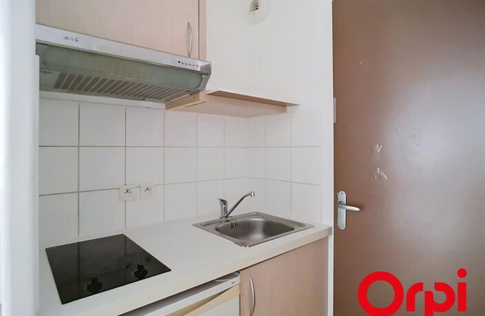 Studio À Vendre au Pontet avec place de parking privative — photo 3