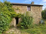 Une maison familiale, de l'espace et deux belles dépendances — photo 2