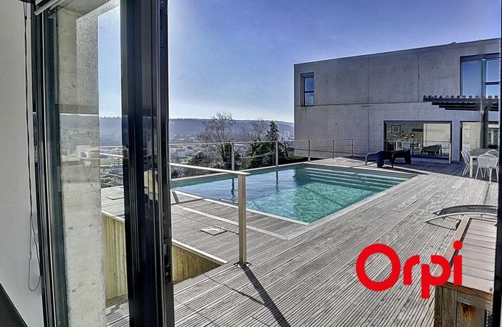 RUY : Maison d’architecte avec vue panoramique et piscine — photo 2