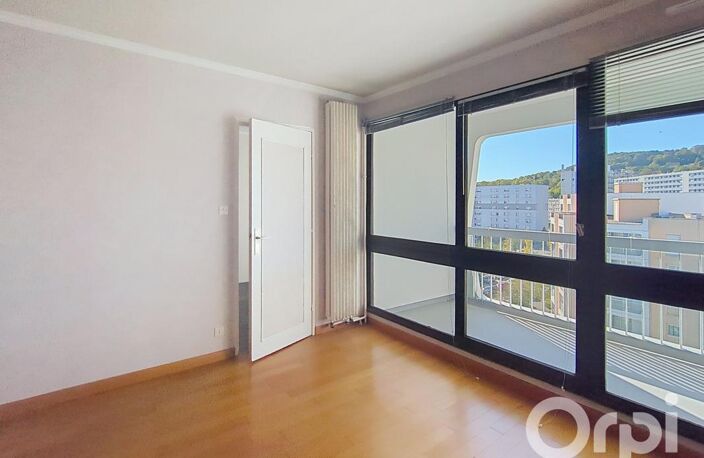 Appartement T3 avec balcon et parking en dernier étage ! — photo 2