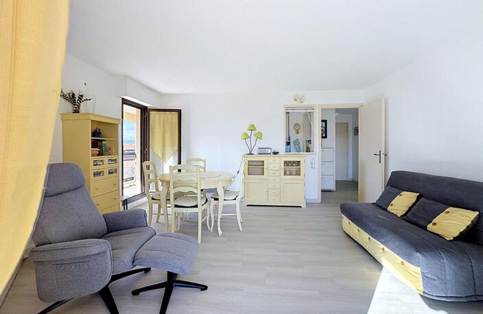Appartement 2 pièces de 49 m2 + garage — photo 2