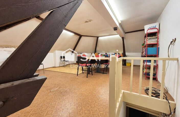 Un emplacement en centre-ville et un potentiel à exploiter : à vous d'imaginer la suite ! — photo 4