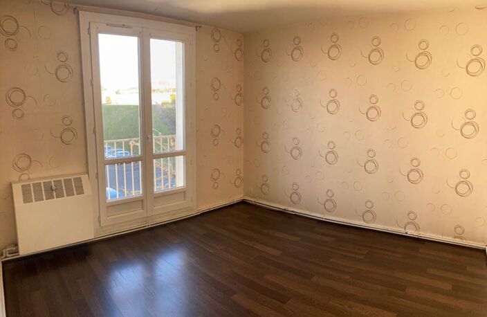 À LOUER — T3 AVEC BALCON & CAVE ✨ — photo 2