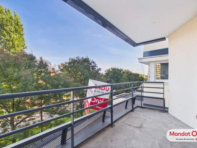 À VENDRE COMEDIE : Appartement T3, 1 chambre avec Beau balcon et Box en sous-sol — photo du bien