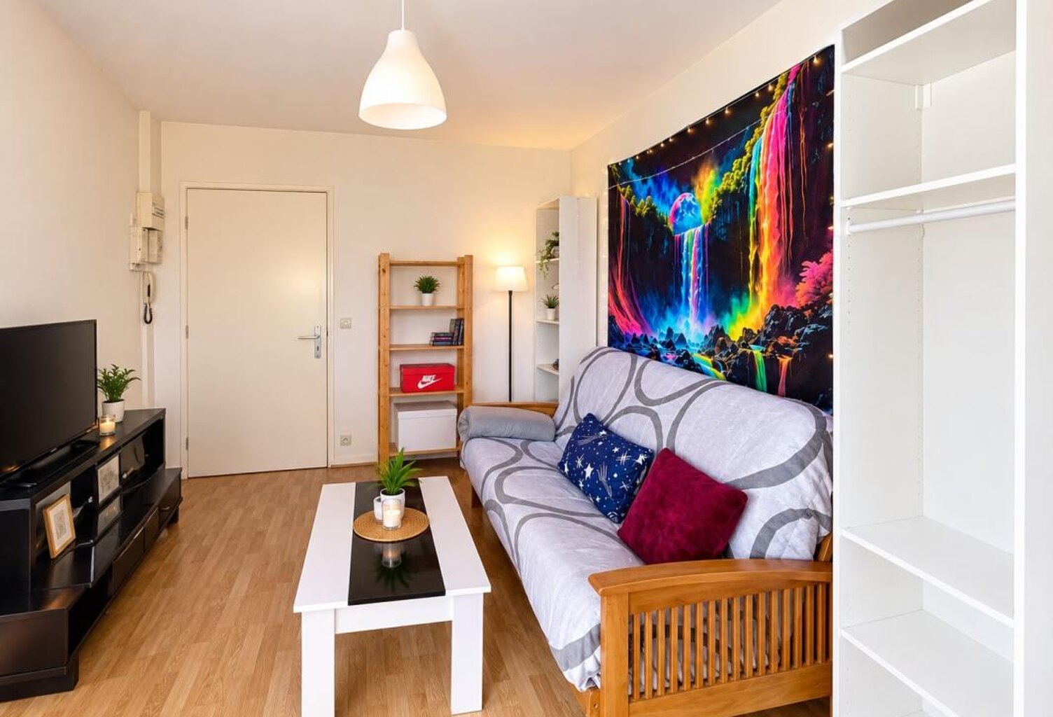 STUDIO A VENDRE A TOURS DERNIER ETAGE VENDU LOUE 400 € HC — photo 1