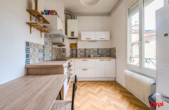 T2 44 m² rénové – Secteur Coutures – Aucun travaux – Faibles charges — photo 2