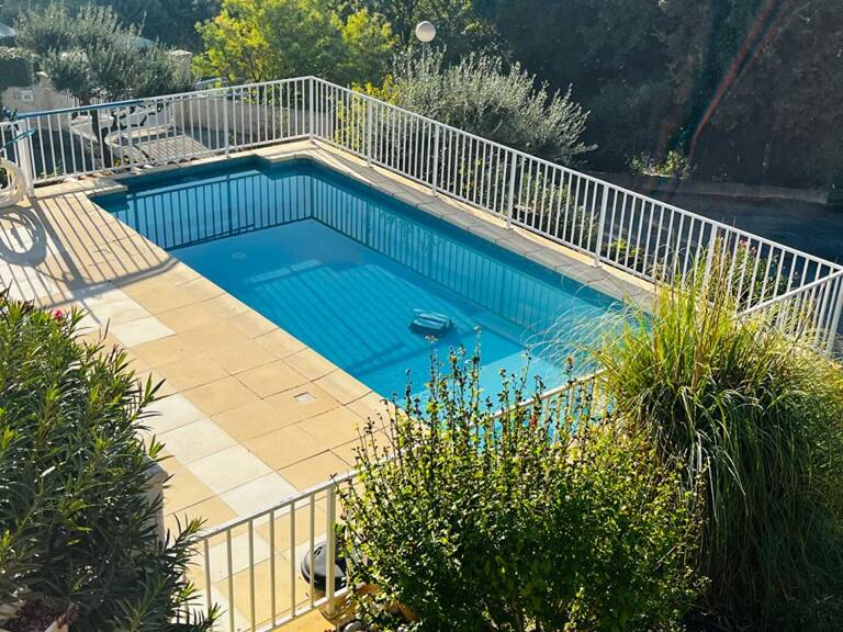 Villa avec appartement T2 et piscine - Carcès — photo 1