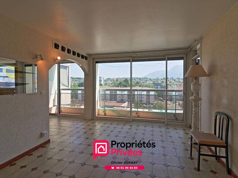 Appartement Annecy 3 chambres, 77.55 m², balcons, cave — photo 1