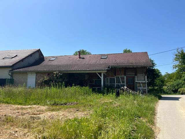 Maison de plain-pied à Beaufort-Orbagna avec garage et terrain de 1561 m² — photo du bien