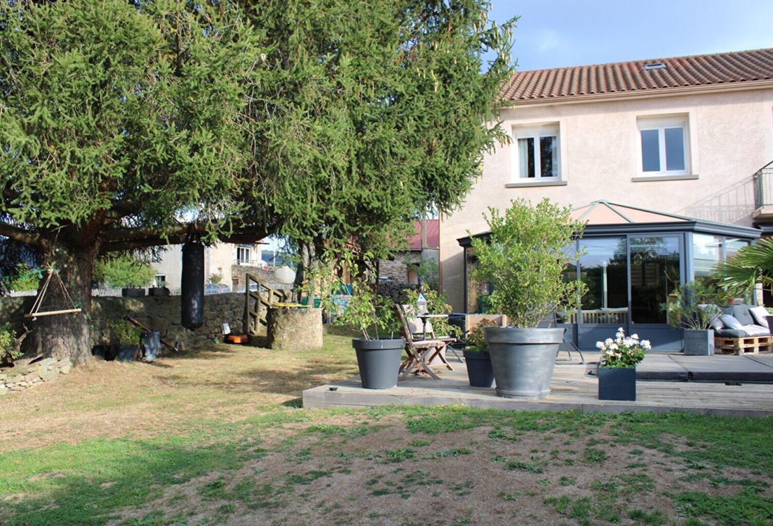 Exclusivité Langogne, maison familiale avec jardin — photo 1